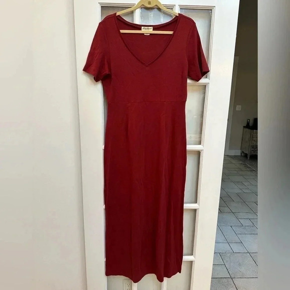 Eddie Bauer Ponte Cranberry Red V-Neck Cotton Stretchy Maxi Dress Size Medium M - Picture 5 of 5